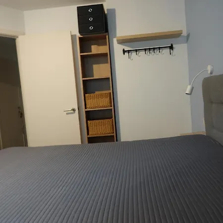 Madison A Apartment *